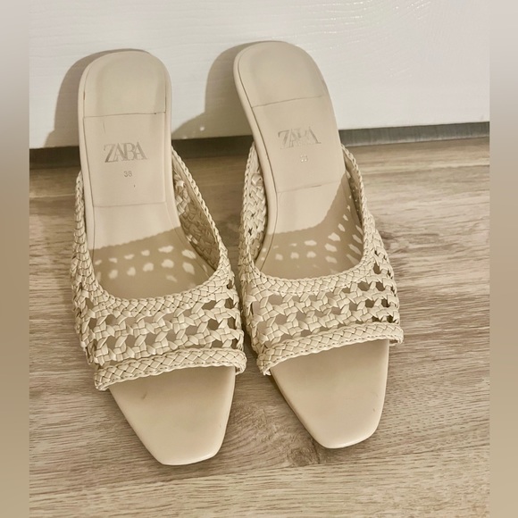 Zara Braided Neutral Mule heels - Picture 2 of 6